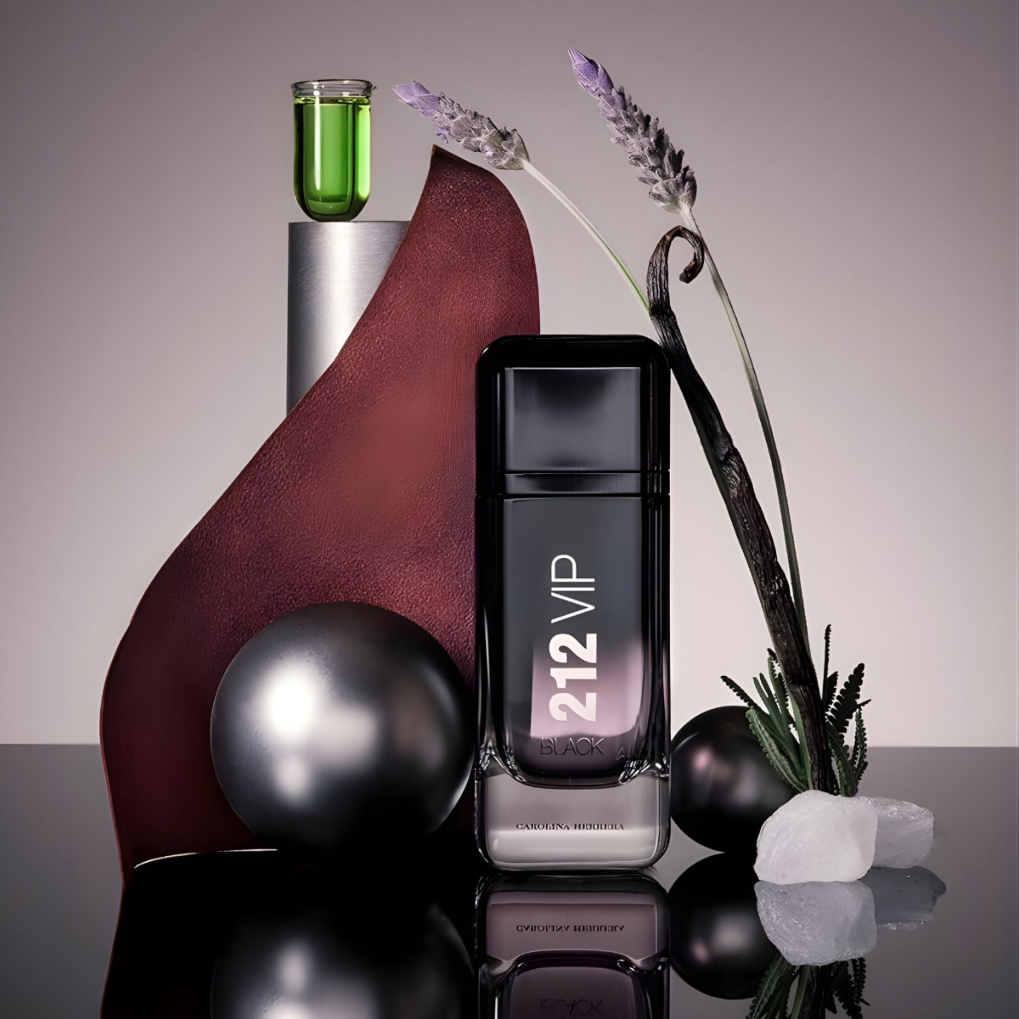Carolina Herrera 212 Vip Black - Eau de Parfum