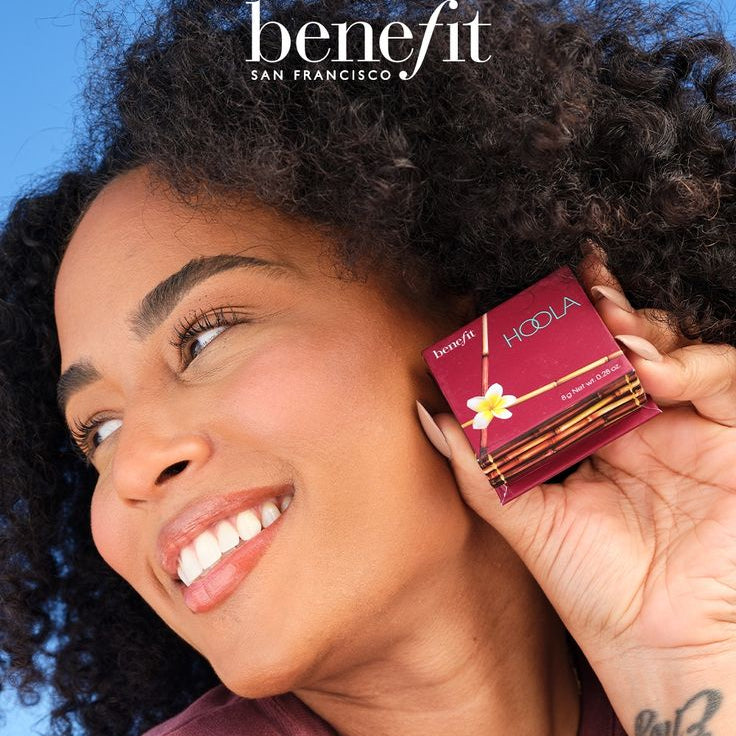 Benefit Cosmetics - Hoola Bronzer