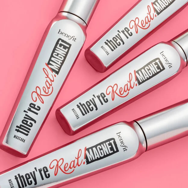 Benefit They‚Äôre Real! Magnet Mascara - Powerful Lifting &amp; Lengthening Mascara Secondary image
