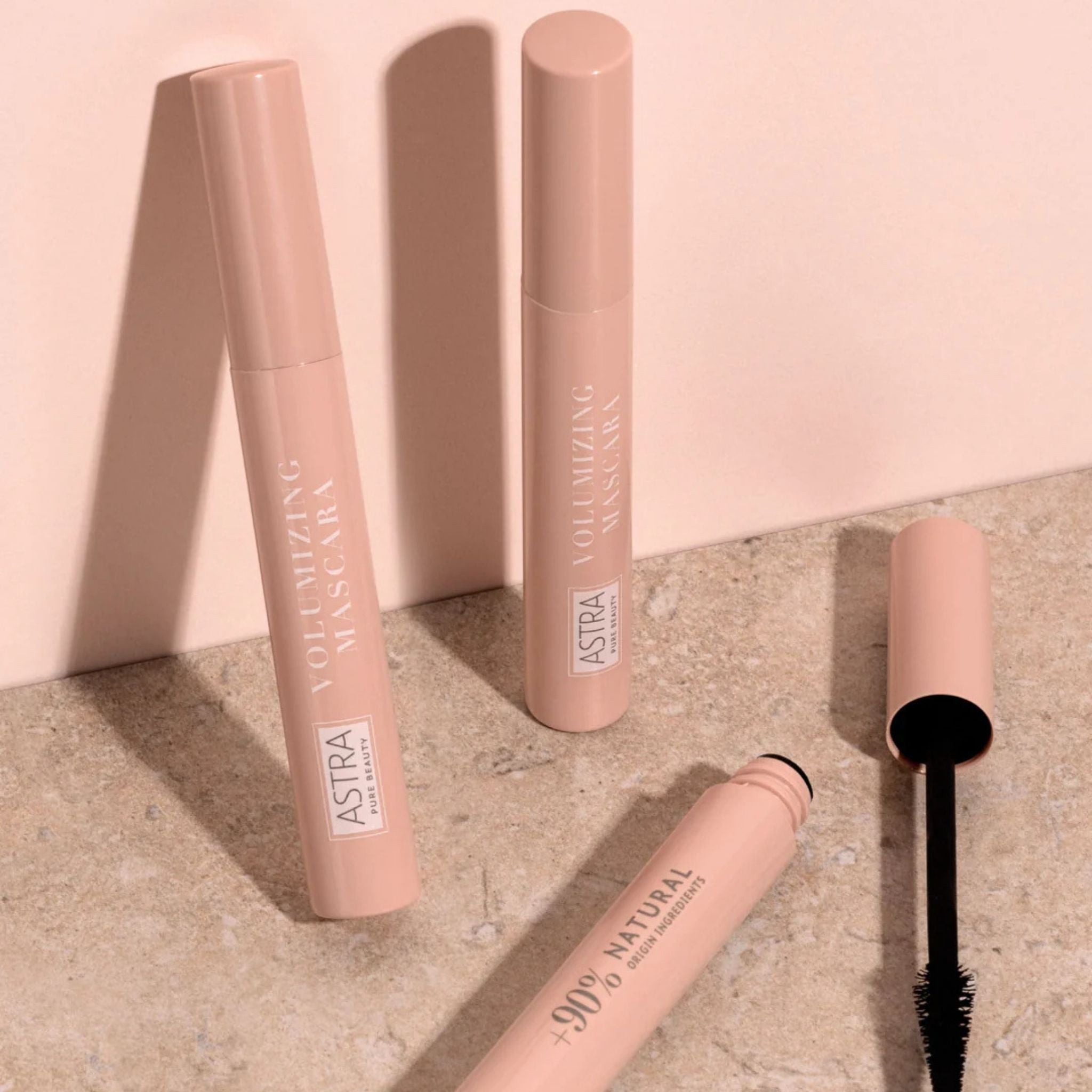 Astra Pure Beauty Volumizing - Mascara
