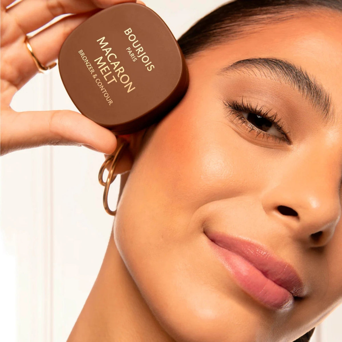 Bourjois Macaron Melt Bronzer & Contour - Contour & Highliter