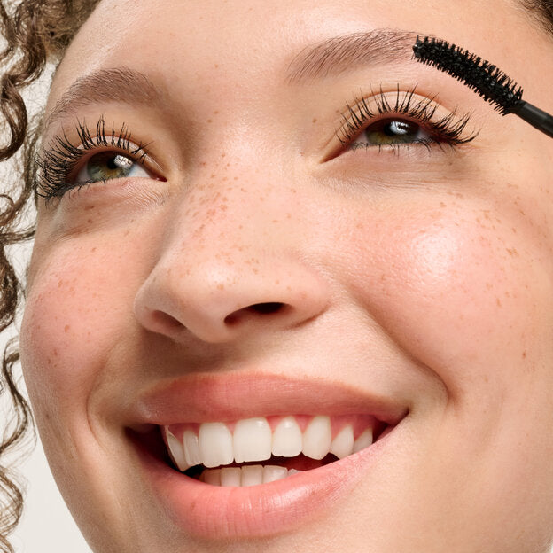 Benefit Fan Fest Mascara - Fanning &amp; Volumizing Mascara