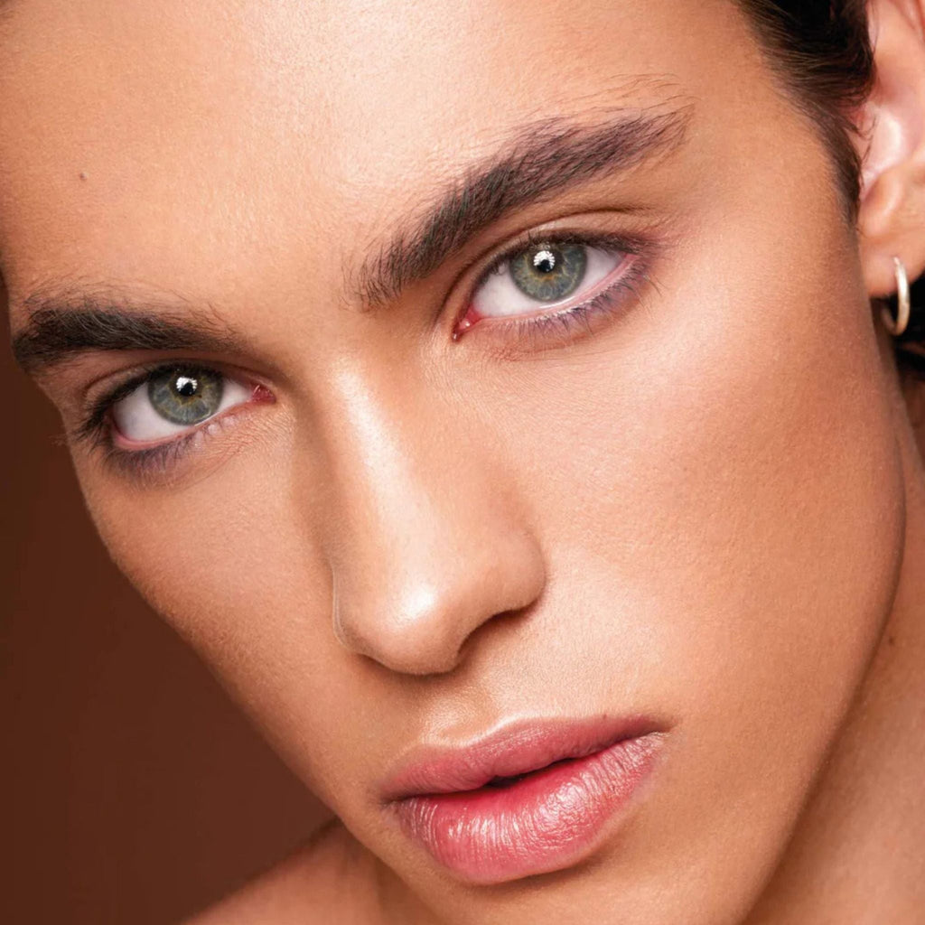 Refect Beauty Astra Long Stay concealer applied on a model for a smooth, matte, and high-coverage finish.