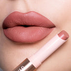 Refect Beauty Astra Madame Lipstylo The Mat lipstick in a dusty rose shade applied on lips with a smooth matte finish