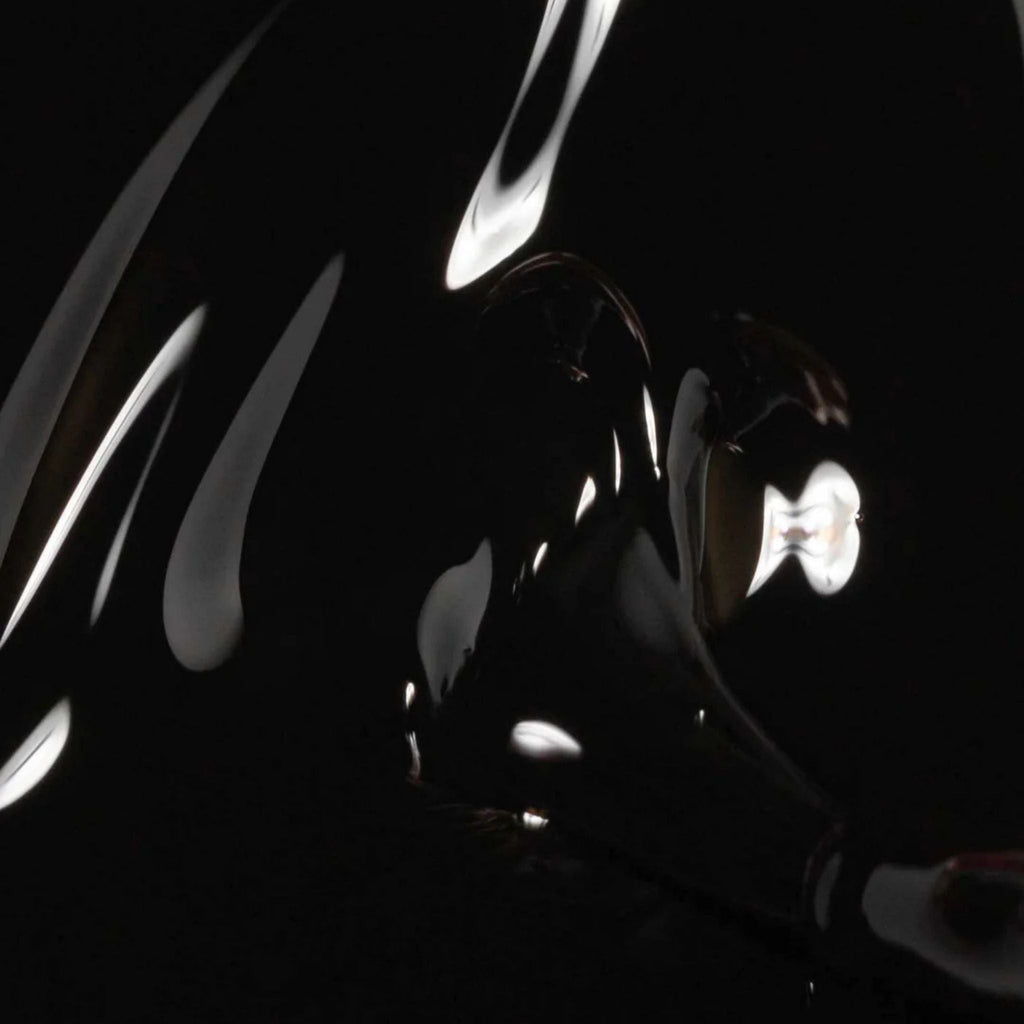 Refect Beauty Astra My Laque nail polish in a deep glossy black shade with a high-shine liquid texture
