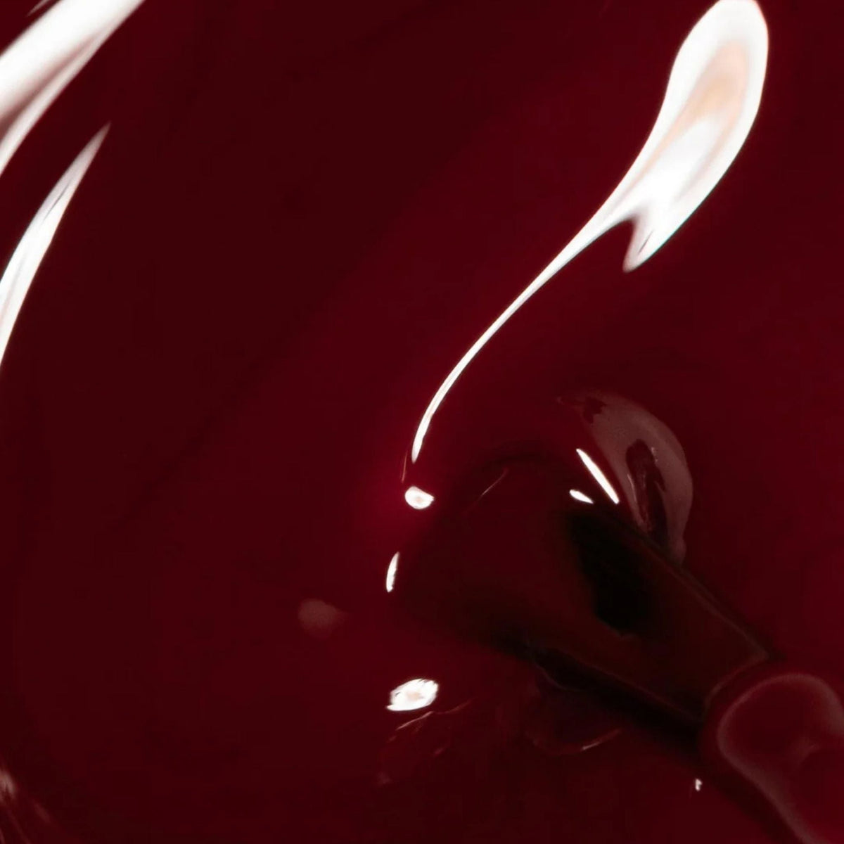 Refect Beauty Astra My Laque nail polish in a deep, glossy dark red shade with a smooth, high-shine finish.