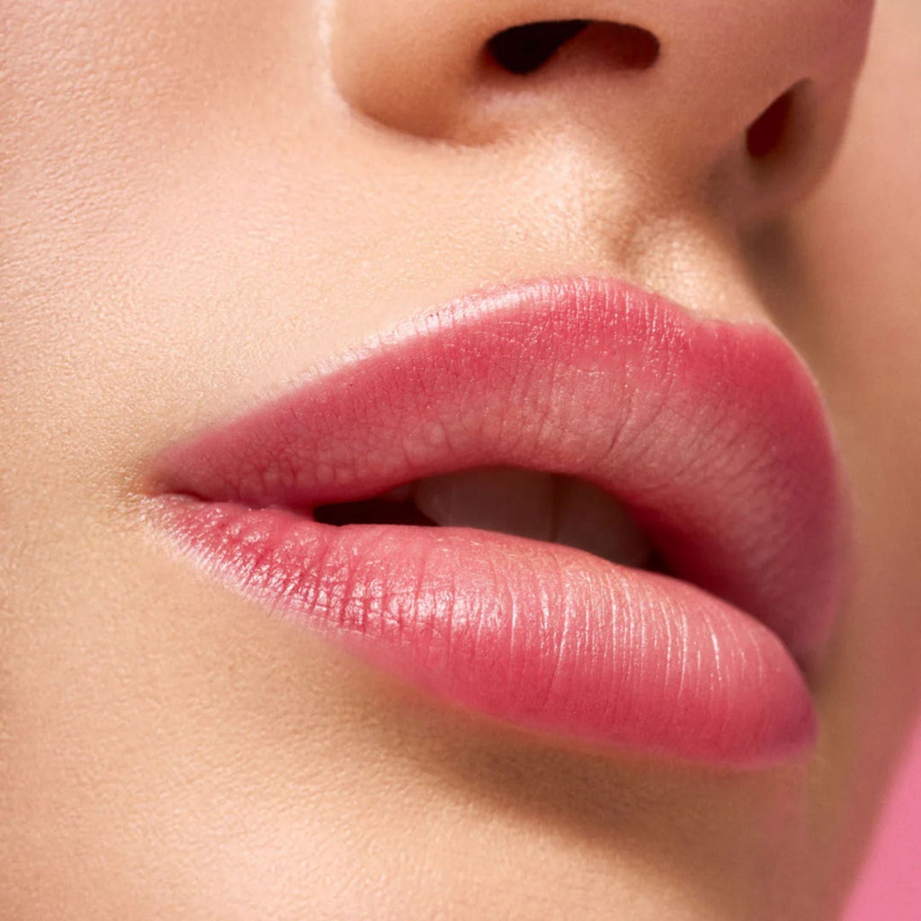 Refect Beauty Astra Sleepover Lip Marker applied to lips for a natural, soft pink ombré effect.