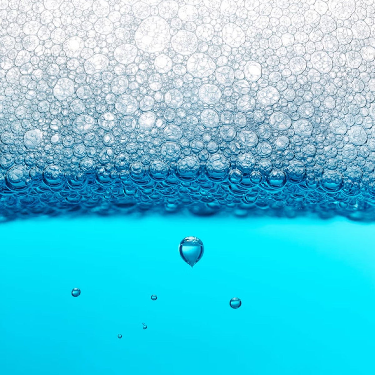Refect Beauty Bioderma Sébium foaming gel cleanser with rich blue bubbles and purifying soap-free texture