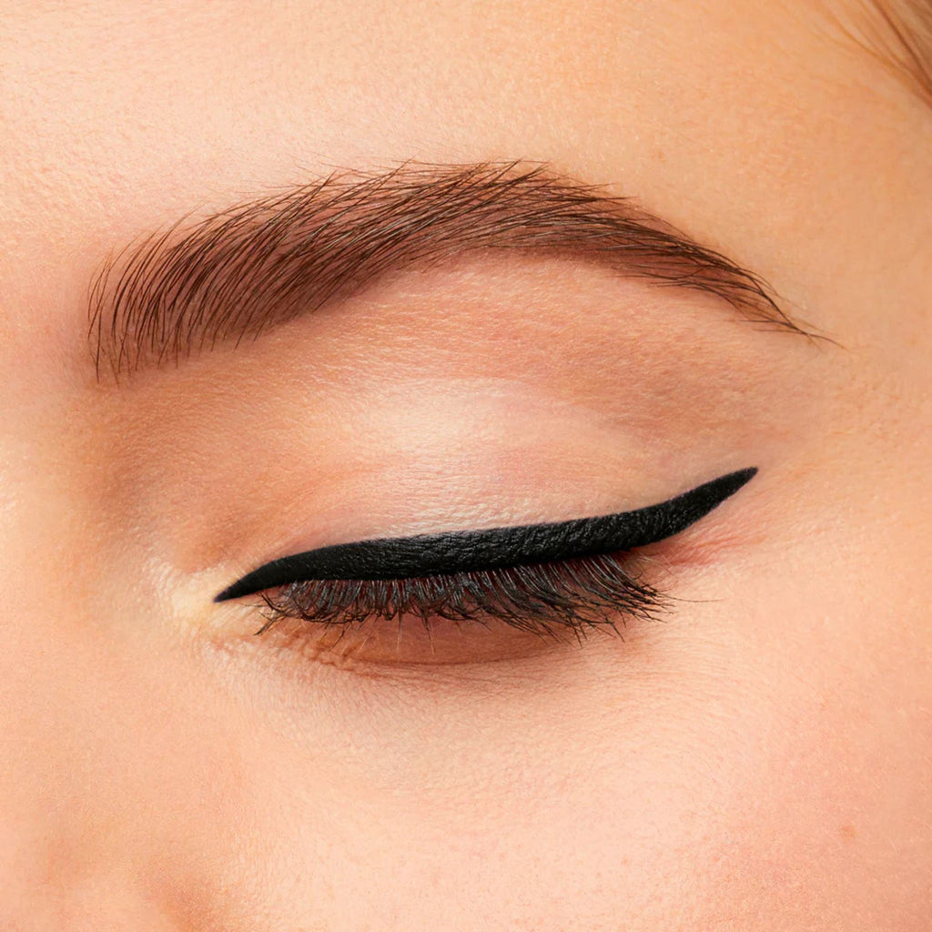 Refect Beauty Bourjois Contour Clubbing waterproof black eyeliner applied in a precise winged line on an eyelid