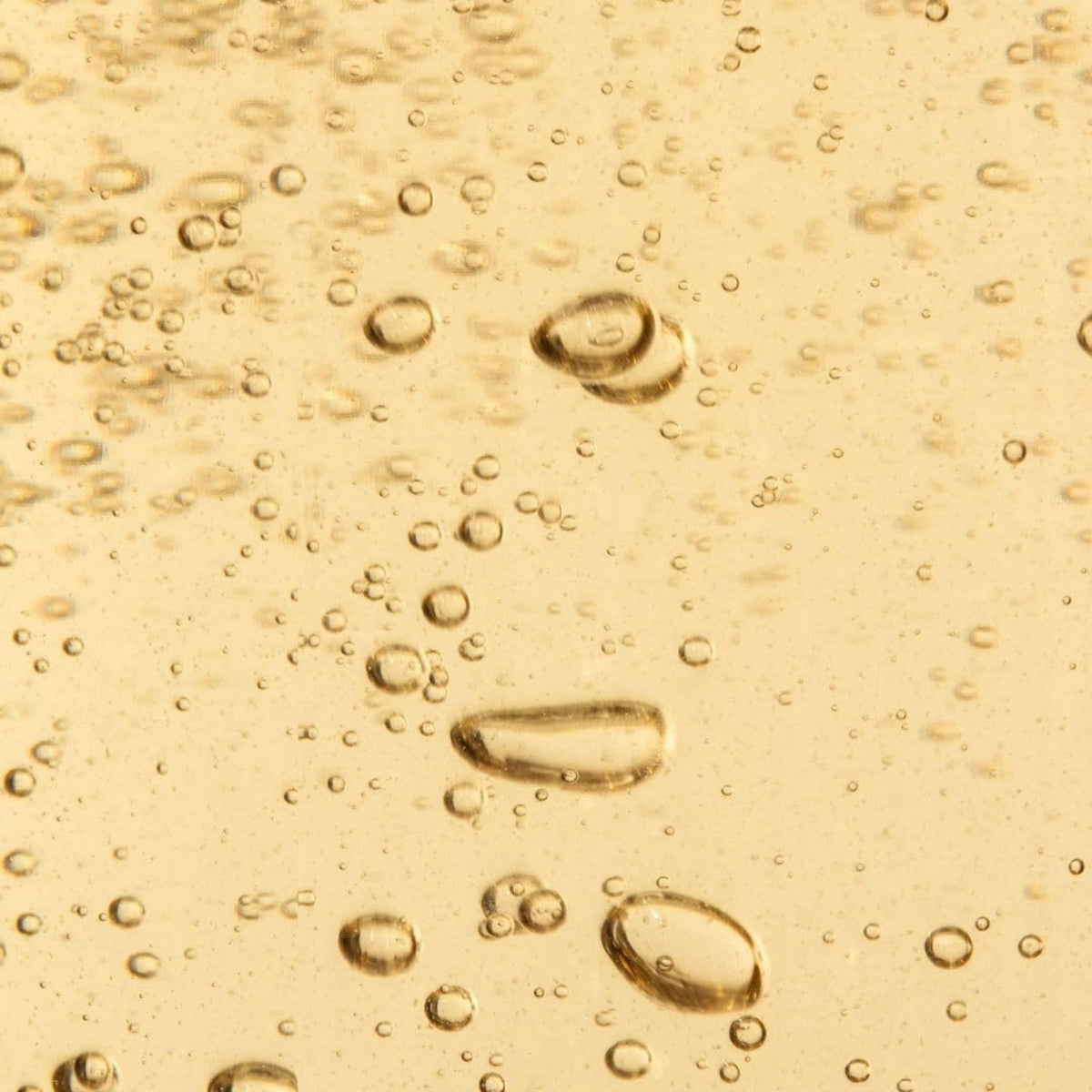Refect Beauty SKIN1004 Centella Toning Toner with a light brown watery texture and visible air bubbles