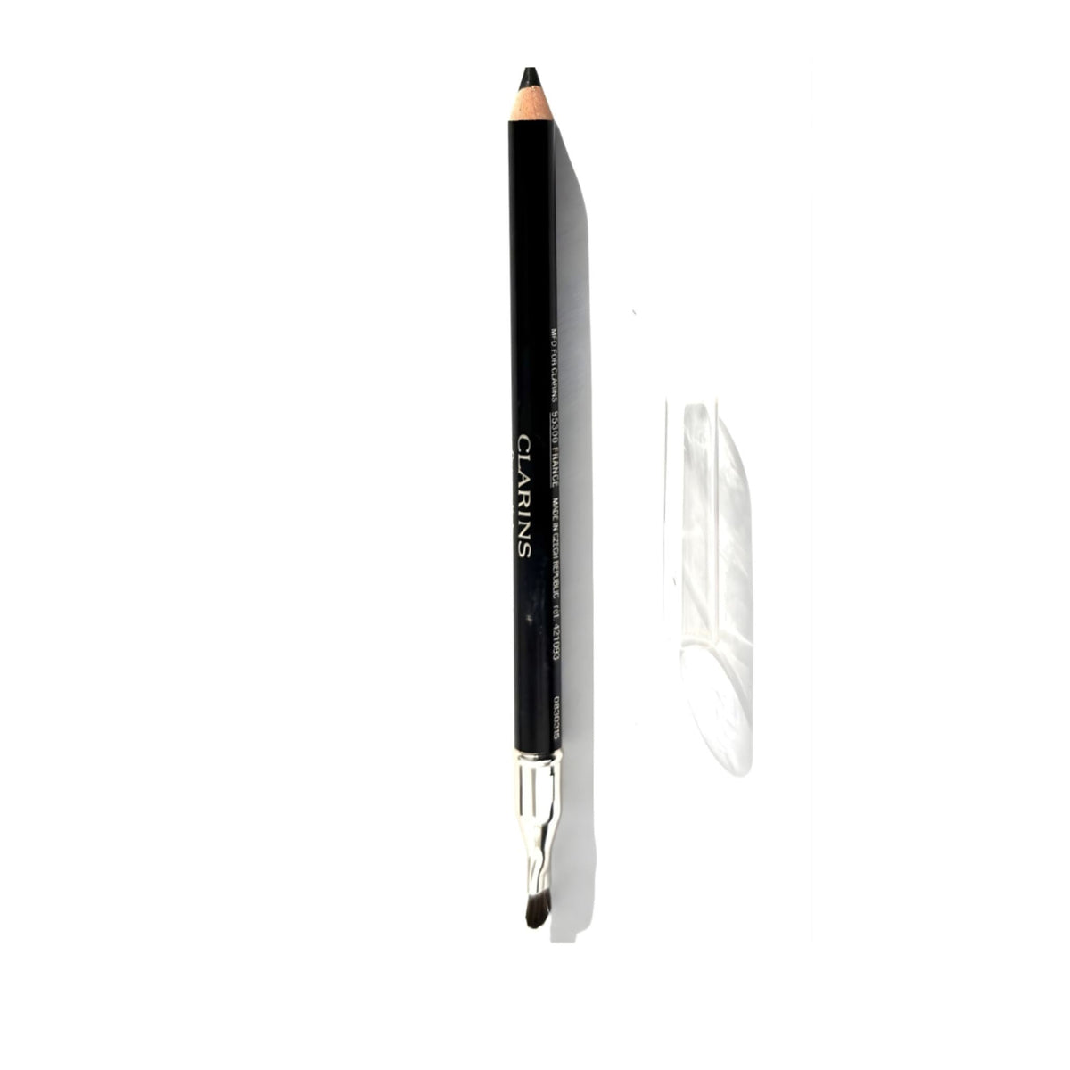 Refect Beauty Clarins Crayon Khol black eye pencil with integrated blending brush and sharpener