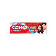 Refect Beauty Closeup Red Hot 24H Fresh Breath toothpaste box featuring a smiling couple and triple fresh formula