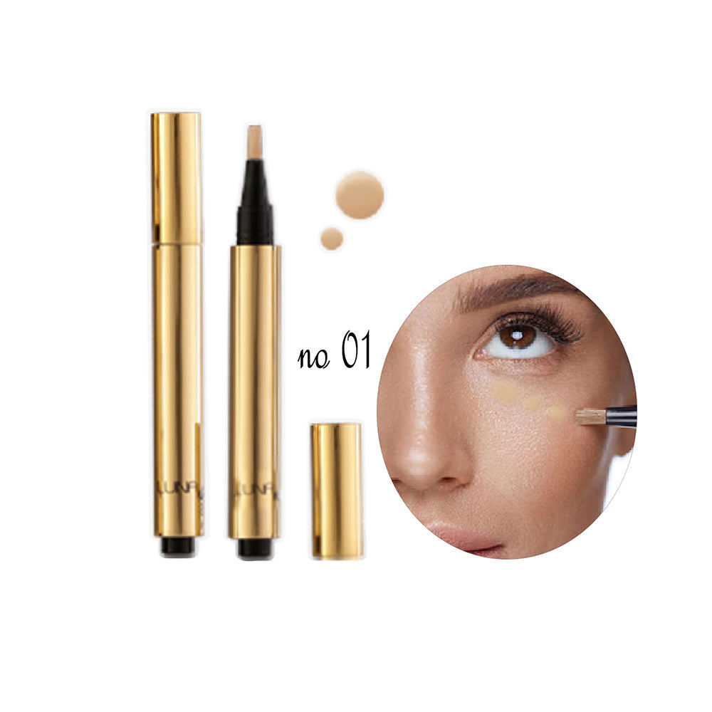 Refect Beauty Luna Camouflage Concealer Liquid in shade 01 with gold applicator and model applying to under-eye area