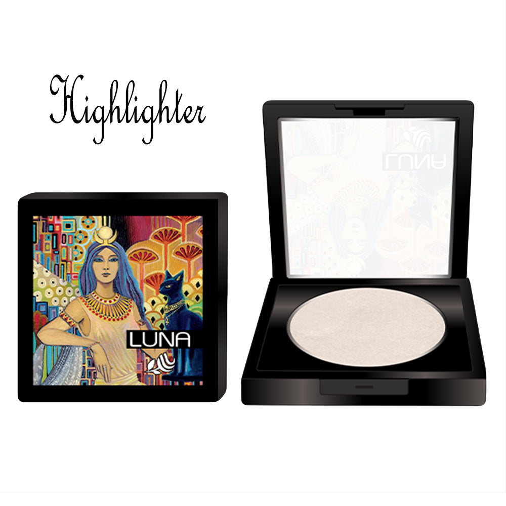 Refect Beauty LUNA wet and dry face powder in a black compact with Egyptian-inspired art on the lid