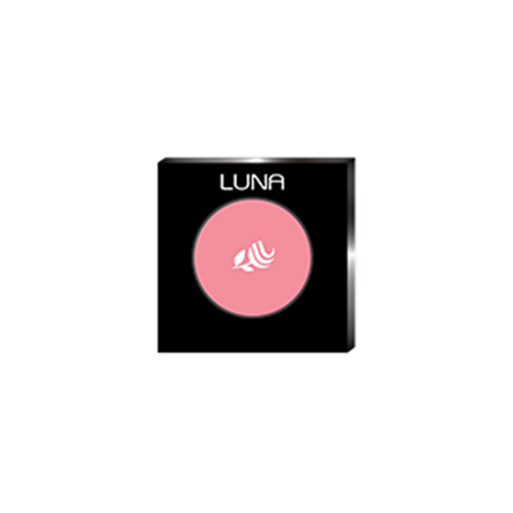 Refect Beauty LUNA powder blush in a soft pink shade with a compact black case for a natural cheek flush