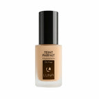 Refect Beauty Luna Teint Parfait oil-free concealing foundation in a glass bottle with a black cap